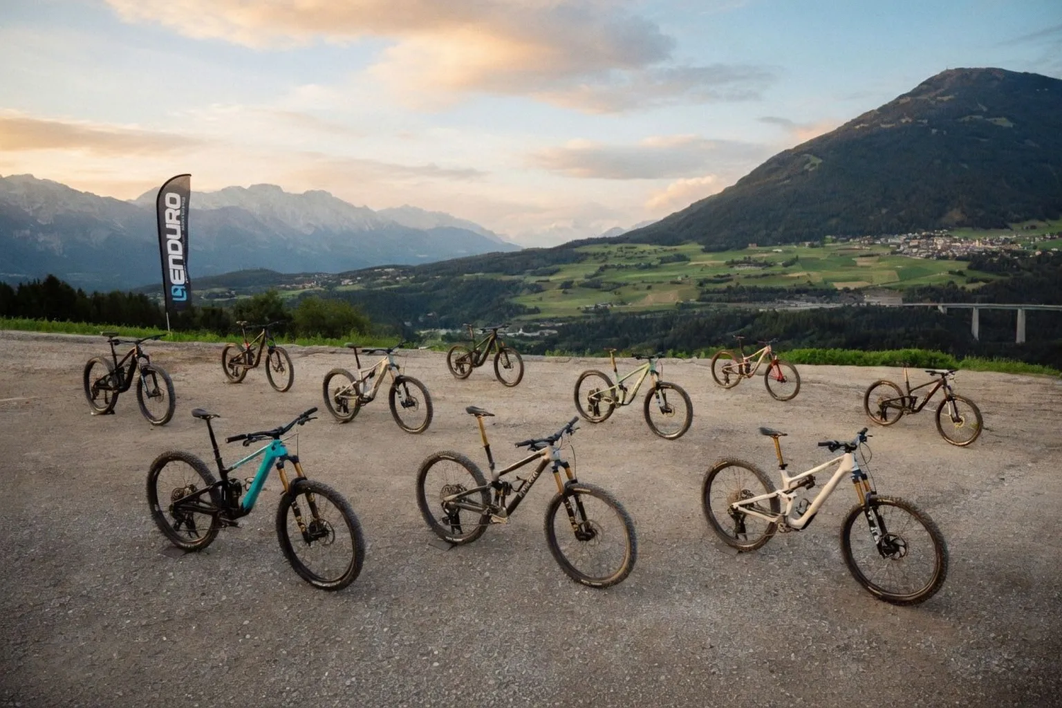 Comparatif VTT trail 2026 : notre analyse de 12 modèles pour vos sorties en club